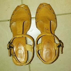 Tan dressy sandals, size 37